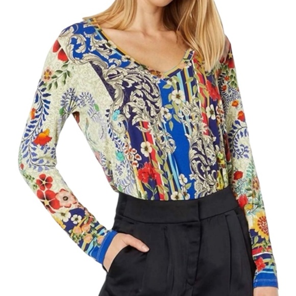 JOHNNY WAS Wild Flower Favorite V-Neck Long Sleeve Swing Tee Women's Size Small - Picture 13 of 13